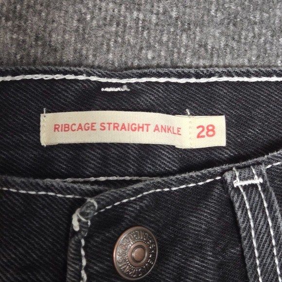 Levis Ribcage Straight Ankle Jeans Womens 28 Meas 27x26 Button Fly Denim Black - Picture 3 of 12